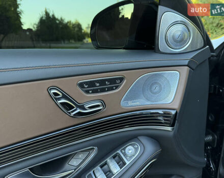 Черный Мерседес С Класс, объемом двигателя 4 л и пробегом 60 тыс. км за 104950 $, фото 37 на Automoto.ua