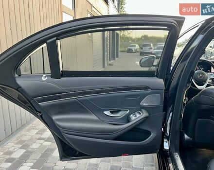 Черный Мерседес С Класс, объемом двигателя 3.99 л и пробегом 105 тыс. км за 59900 $, фото 28 на Automoto.ua