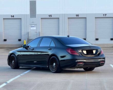 Мерседес С Класс 2018 в Киеве на Automoto.ua Черный Мерседес С Класс, объемом двигателя 4 л и пробегом 39 тыс. км за 20000 $, фото 7 на Automoto.ua