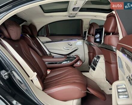 Чорний Мерседес С Клас, об'ємом двигуна 3.98 л та пробігом 61 тис. км за 102900 $, фото 22 на Automoto.ua