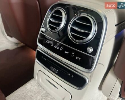 Чорний Мерседес С Клас, об'ємом двигуна 3.98 л та пробігом 61 тис. км за 102900 $, фото 25 на Automoto.ua