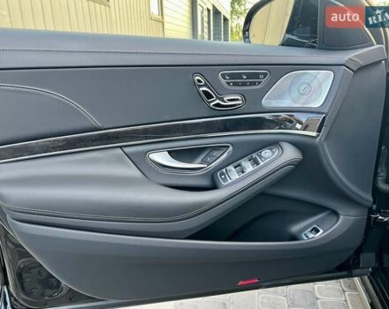 Черный Мерседес С Класс, объемом двигателя 3.99 л и пробегом 105 тыс. км за 59900 $, фото 16 на Automoto.ua