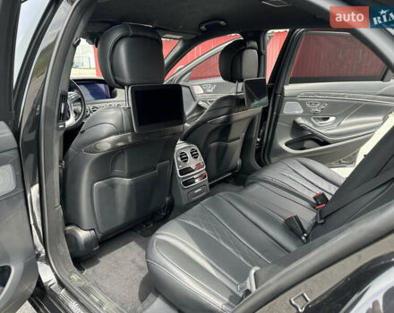 Чорний Мерседес С Клас, об'ємом двигуна 3.99 л та пробігом 119 тис. км за 61000 $, фото 21 на Automoto.ua