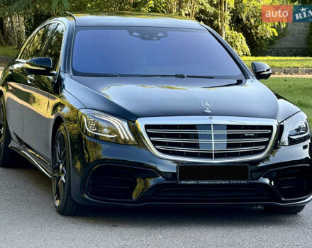 Черный Мерседес С Класс, объемом двигателя 4 л и пробегом 60 тыс. км за 104950 $, фото 2 на Automoto.ua