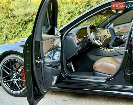 Черный Мерседес С Класс, объемом двигателя 4 л и пробегом 60 тыс. км за 104950 $, фото 33 на Automoto.ua