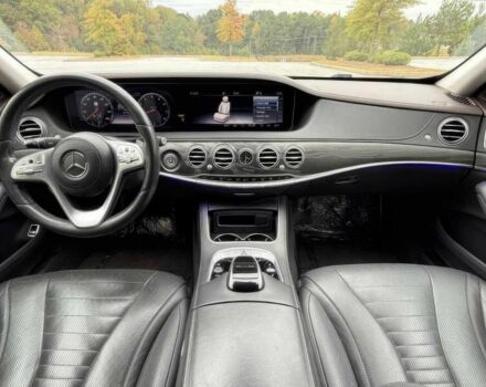 Черный Мерседес С Класс, объемом двигателя 4 л и пробегом 47 тыс. км за 25000 $, фото 9 на Automoto.ua