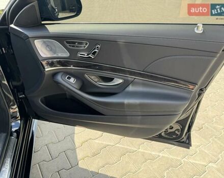 Черный Мерседес С Класс, объемом двигателя 4 л и пробегом 54 тыс. км за 57500 $, фото 32 на Automoto.ua