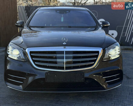 Черный Мерседес С Класс, объемом двигателя 2.93 л и пробегом 181 тыс. км за 67000 $, фото 3 на Automoto.ua