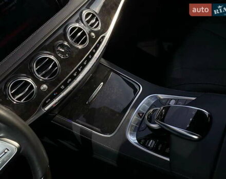 Чорний Мерседес С Клас, об'ємом двигуна 3 л та пробігом 107 тис. км за 49999 $, фото 30 на Automoto.ua