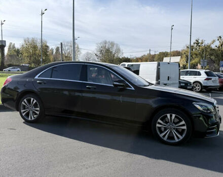 Черный Мерседес С Класс, объемом двигателя 4 л и пробегом 96 тыс. км за 76000 $, фото 3 на Automoto.ua