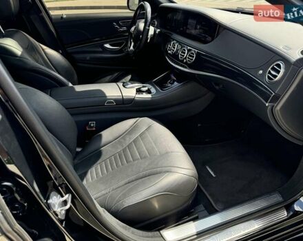 Черный Мерседес С Класс, объемом двигателя 4 л и пробегом 54 тыс. км за 57500 $, фото 33 на Automoto.ua