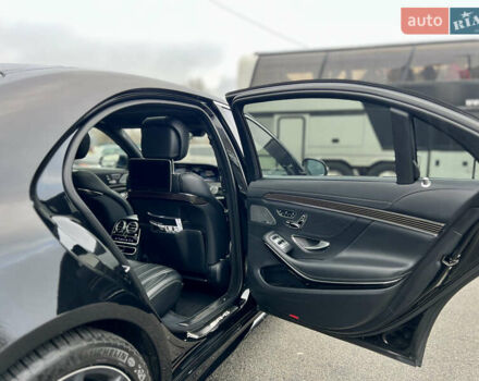 Черный Мерседес С Класс, объемом двигателя 4 л и пробегом 84 тыс. км за 105000 $, фото 35 на Automoto.ua