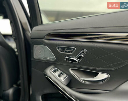 Черный Мерседес С Класс, объемом двигателя 4 л и пробегом 84 тыс. км за 105000 $, фото 36 на Automoto.ua