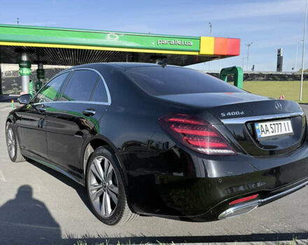 Черный Мерседес С Класс, объемом двигателя 4 л и пробегом 96 тыс. км за 76000 $, фото 7 на Automoto.ua