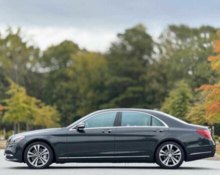 Черный Мерседес С Класс, объемом двигателя 4 л и пробегом 47 тыс. км за 25000 $, фото 4 на Automoto.ua