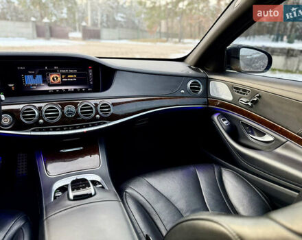 Черный Мерседес С Класс, объемом двигателя 3 л и пробегом 230 тыс. км за 54999 $, фото 59 на Automoto.ua