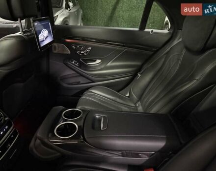 Чорний Мерседес С Клас, об'ємом двигуна 2.93 л та пробігом 160 тис. км за 59800 $, фото 62 на Automoto.ua