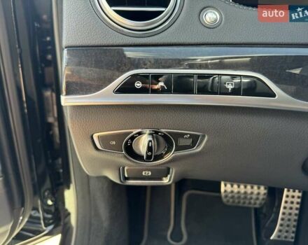 Черный Мерседес С Класс, объемом двигателя 4 л и пробегом 54 тыс. км за 57500 $, фото 23 на Automoto.ua