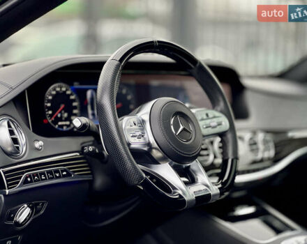 Черный Мерседес С Класс, объемом двигателя 4 л и пробегом 84 тыс. км за 105000 $, фото 66 на Automoto.ua