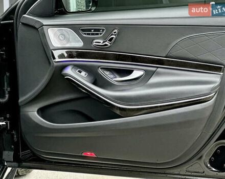Чорний Мерседес С Клас, об'ємом двигуна 3 л та пробігом 64 тис. км за 72000 $, фото 55 на Automoto.ua