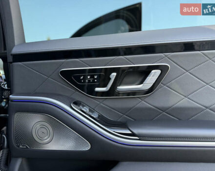 Черный Мерседес С Класс, объемом двигателя 2.93 л и пробегом 110 тыс. км за 99500 $, фото 73 на Automoto.ua