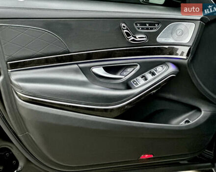 Чорний Мерседес С Клас, об'ємом двигуна 3 л та пробігом 64 тис. км за 72000 $, фото 53 на Automoto.ua