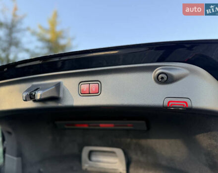 Черный Мерседес С Класс, объемом двигателя 2.93 л и пробегом 110 тыс. км за 99900 $, фото 71 на Automoto.ua