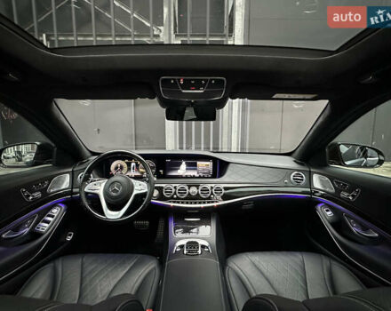 Чорний Мерседес С Клас, об'ємом двигуна 3 л та пробігом 64 тис. км за 72000 $, фото 1 на Automoto.ua