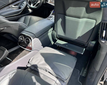 Чорний Мерседес С Клас, об'ємом двигуна 3 л та пробігом 44 тис. км за 77800 $, фото 86 на Automoto.ua