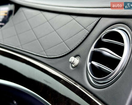 Чорний Мерседес С Клас, об'ємом двигуна 3 л та пробігом 64 тис. км за 72000 $, фото 45 на Automoto.ua