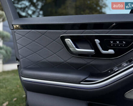 Черный Мерседес С Класс, объемом двигателя 2.93 л и пробегом 110 тыс. км за 99500 $, фото 31 на Automoto.ua