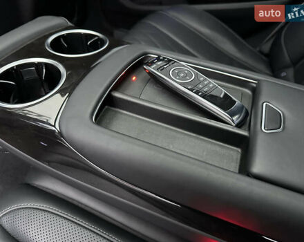 Чорний Мерседес С Клас, об'ємом двигуна 3 л та пробігом 64 тис. км за 72000 $, фото 49 на Automoto.ua