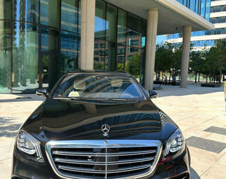 Мерседес С Класс 2020 в Хусте на Automoto.ua Черный Мерседес С Класс, объемом двигателя 3 л и пробегом 131 тыс. км за 58000 $, фото 5 на Automoto.ua