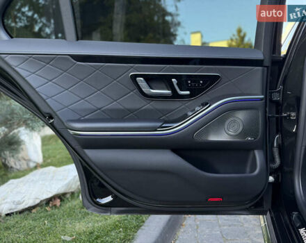 Черный Мерседес С Класс, объемом двигателя 2.93 л и пробегом 110 тыс. км за 99500 $, фото 61 на Automoto.ua