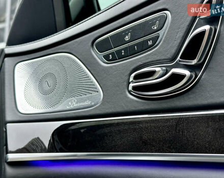 Чорний Мерседес С Клас, об'ємом двигуна 3 л та пробігом 64 тис. км за 72000 $, фото 44 на Automoto.ua