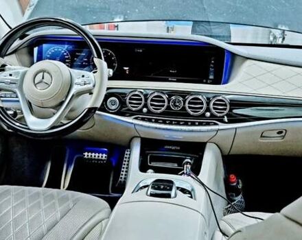 Черный Мерседес С Класс, объемом двигателя 3.98 л и пробегом 69 тыс. км за 77000 $, фото 9 на Automoto.ua