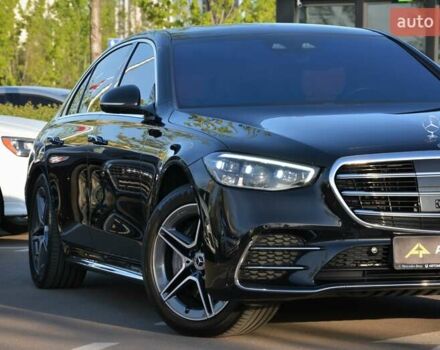 Чорний Мерседес С Клас, об'ємом двигуна 3 л та пробігом 102 тис. км за 98700 $, фото 1 на Automoto.ua