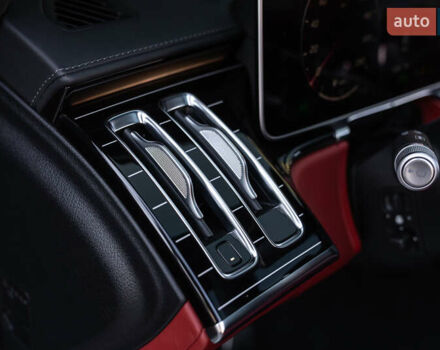 Черный Мерседес С Класс, объемом двигателя 3 л и пробегом 24 тыс. км за 145000 $, фото 30 на Automoto.ua