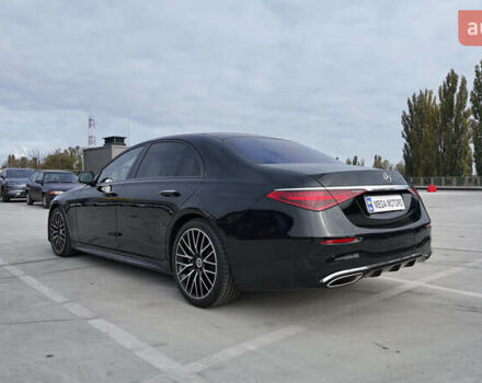 Черный Мерседес С Класс, объемом двигателя 3.98 л и пробегом 96 тыс. км за 92990 $, фото 3 на Automoto.ua