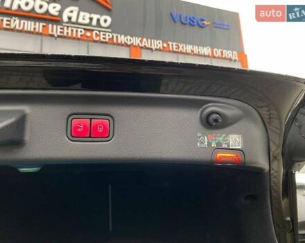 Черный Мерседес С Класс, объемом двигателя 3 л и пробегом 93 тыс. км за 96900 $, фото 30 на Automoto.ua