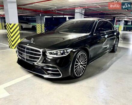 Черный Мерседес С Класс, объемом двигателя 3 л и пробегом 64 тыс. км за 105000 $, фото 1 на Automoto.ua