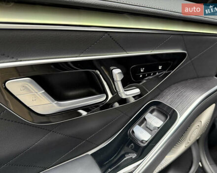 Черный Мерседес С Класс, объемом двигателя 2.93 л и пробегом 77 тыс. км за 97000 $, фото 24 на Automoto.ua