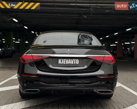 Черный Мерседес С Класс, объемом двигателя 4 л и пробегом 65 тыс. км за 105000 $, фото 7 на Automoto.ua