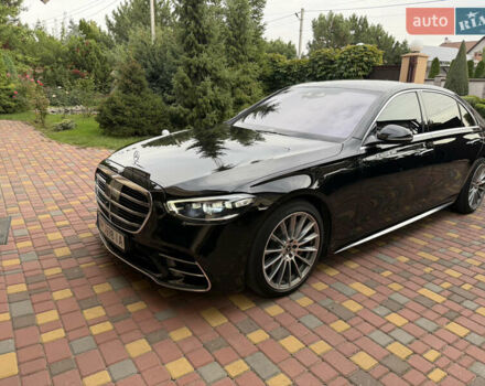 Черный Мерседес С Класс, объемом двигателя 3 л и пробегом 140 тыс. км за 98000 $, фото 1 на Automoto.ua