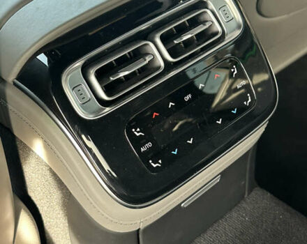 Черный Мерседес С Класс, объемом двигателя 3 л и пробегом 107 тыс. км за 110000 $, фото 27 на Automoto.ua