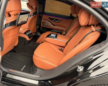 Чорний Мерседес С Клас, об'ємом двигуна 3.98 л та пробігом 62 тис. км за 129900 $, фото 34 на Automoto.ua