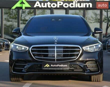 Чорний Мерседес С Клас, об'ємом двигуна 3 л та пробігом 102 тис. км за 98700 $, фото 4 на Automoto.ua