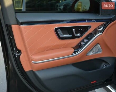 Чорний Мерседес С Клас, об'ємом двигуна 3 л та пробігом 102 тис. км за 98700 $, фото 26 на Automoto.ua