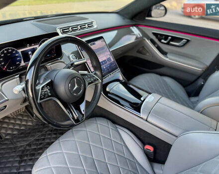 Черный Мерседес С Класс, объемом двигателя 3.98 л и пробегом 36 тыс. км за 110000 $, фото 12 на Automoto.ua