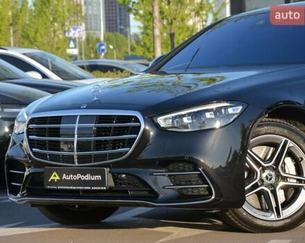 Чорний Мерседес С Клас, об'ємом двигуна 3 л та пробігом 102 тис. км за 98700 $, фото 5 на Automoto.ua